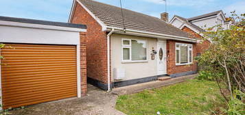 2 bed detached bungalow for sale