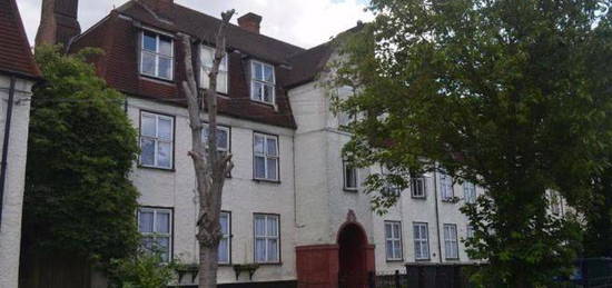 2 bed flat to rent