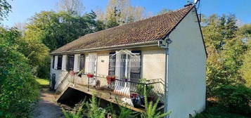 CHARMANTE MAISON A JOUY, 146 M² AVEC JARDIN ET FORET PRIVATIVE