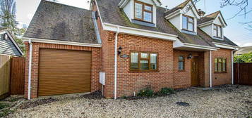 3 bedroom detached house