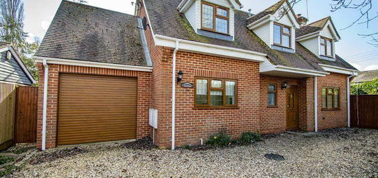 3 bedroom detached house