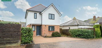 3 bedroom detached house