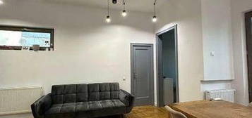 APARTAMENT CENTRAL COMPLET MOBILAT SI UTILAT