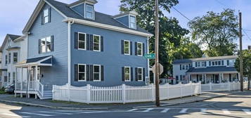 18-20 School St Unit 1, Salem, MA 01970