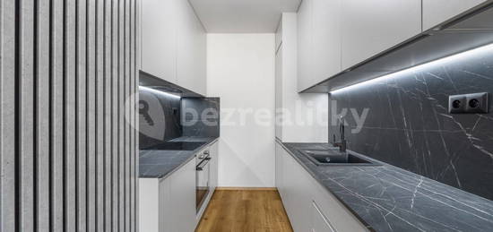 Prodej bytu 3+kk 66 m², Tererova, Hlavní město Praha