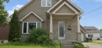 90 - 92, Rue Principale
Lachute