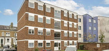 3 bedroom flat to rent