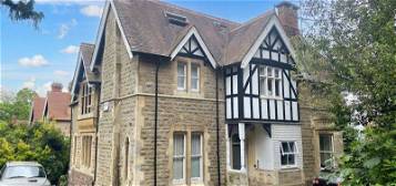 Flat to rent in Avenue Road, Malvern WR14
