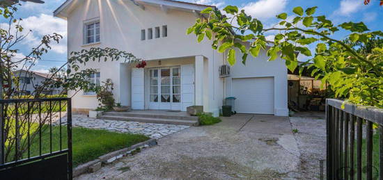 Villa 6 pièces 107 m²