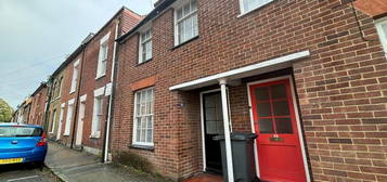 4 bedroom terraced house