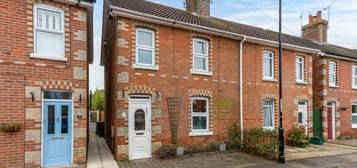 2 bedroom terraced house