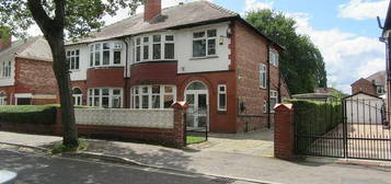 3 bedroom semi-detached house