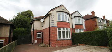 3 bedroom semi-detached house