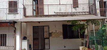 Casa indipendente in vendita in via Caduti Libertà s.n.c