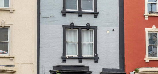 Flat to rent in 98 City Road, Bristol BS2