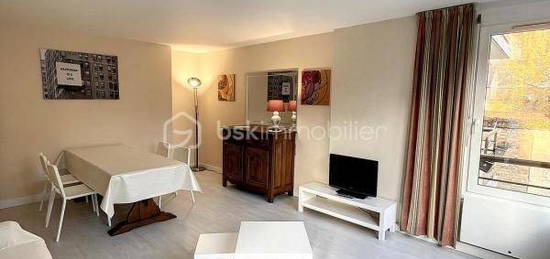 Appartement meublé  à louer, 2 pièces, 1 chambre, 52 m²