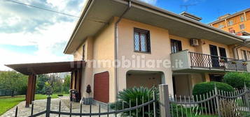 Villa bifamiliare via Principe di Lucedio 10B, Novi Ligure