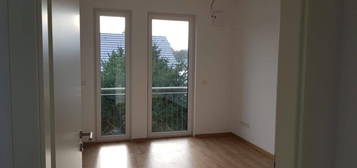 Tolle 3 Zi-Whg, ab sofort, Erstbezug! Balkon, Stellplatz, S-Bahn Fussläufig ca 10 min