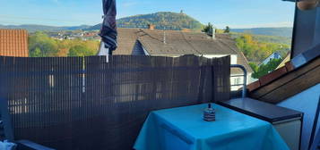 Helle, zentral gelegene 3-Zimmer-Wohnung, Loggia mit Burgblick, in Oberstenfeld