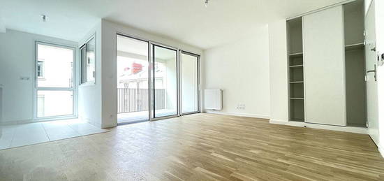 Appartement  à louer, 3 pièces, 2 chambres, 63 m²