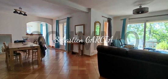 Vente villa 7 pièces 178 m²