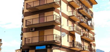 Cassano Centro: Appartamento quadrilocale via IV N