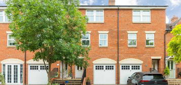 4 bedroom terraced house for sale