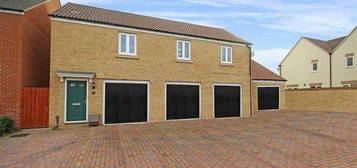 2 bedroom detached house for sale