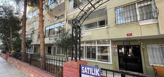 BOSTANCIda SATILIK 2+1 FERAH 90m2 NET FT BALKON