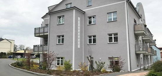 helle, altersgerechte Wohnung mit Terrasse