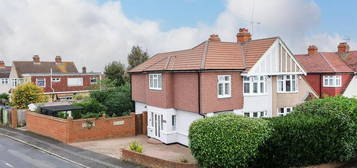 5 bedroom semi-detached house for sale