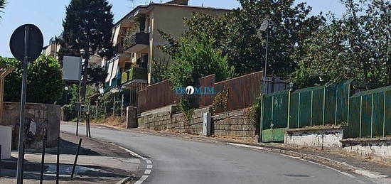 Trilocale in Via Nuova Detta Palmentiello 108