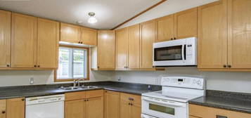 109 HORDAL ROAD, Yellowknife, Northwest Territories