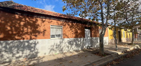 Chalet pareado en venta en calle Lepanto, 66