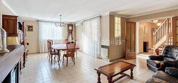 Maison de village 1 étage  à vendre, 6 pièces, 4 chambres, 112 m²