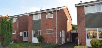 4 bedroom detached house to rent