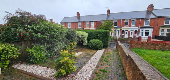 Terraced house to rent in Whickham Avenue, Gateshead NE11