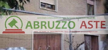 Appartamento all'asta in via Corno Grande, 23