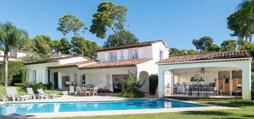 Villa  à vendre, 5 pièces, 4 chambres, 170 m²