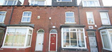 5 bedroom terraced house