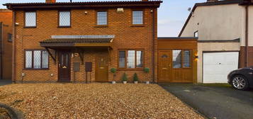 3 bed semi-detached house for sale