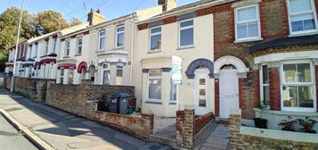 3 bed terraced house to rent