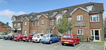 Flat for sale in Church Street, Littlehampton, West Sussex BN17