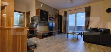 Apartament de 2 camere, 60 mp, modern, parcare, zona Iulius Mall