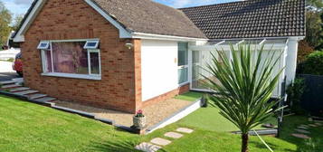 3 bedroom detached bungalow for sale