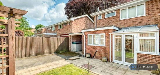 3 bedroom semi-detached house