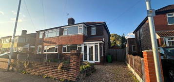 3 bed semi-detached house to rent