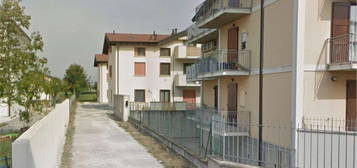 Trilocale in vendita in via Dugali Sera, 16