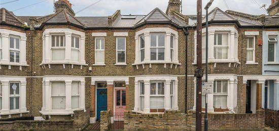 Terraced house to rent in Woodlands Park Road, Greenwich SE10