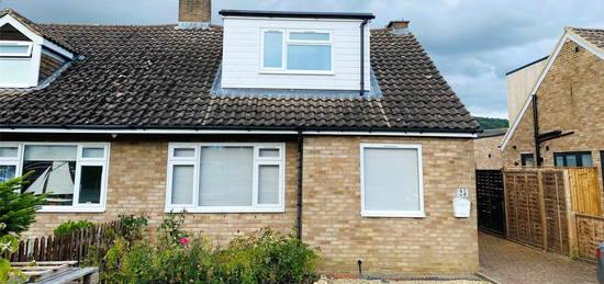 Bungalow to rent in Pecked Lane, Bishops Cleeve, Cheltenham, Gloucestershire GL52